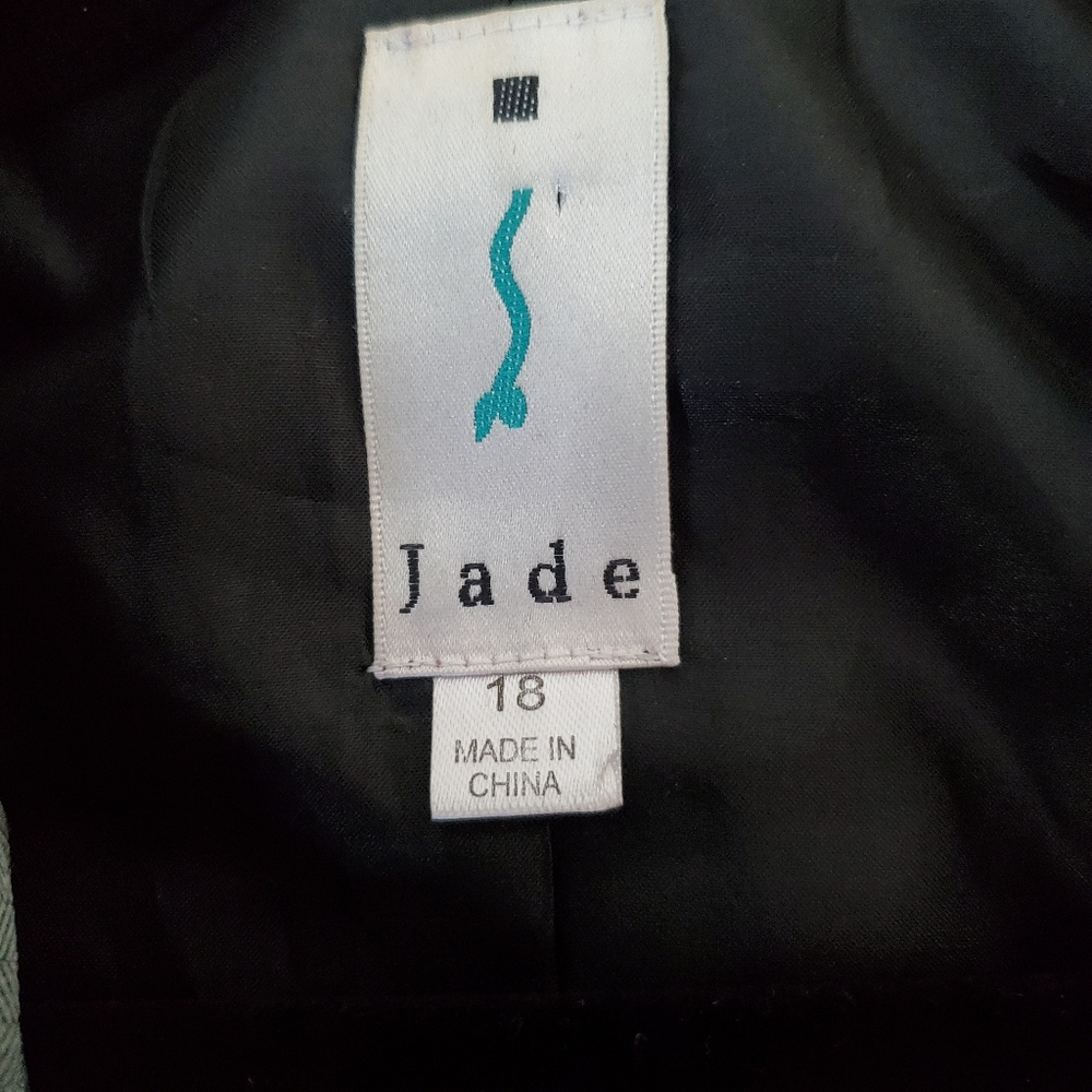 Jade Blazer - Picture 11 of 11